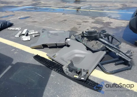 2020 Ford Transit-350 Passenger Van Xlt z USA, uszkodzony, nr VIN 1FBAX2C86LKA43378